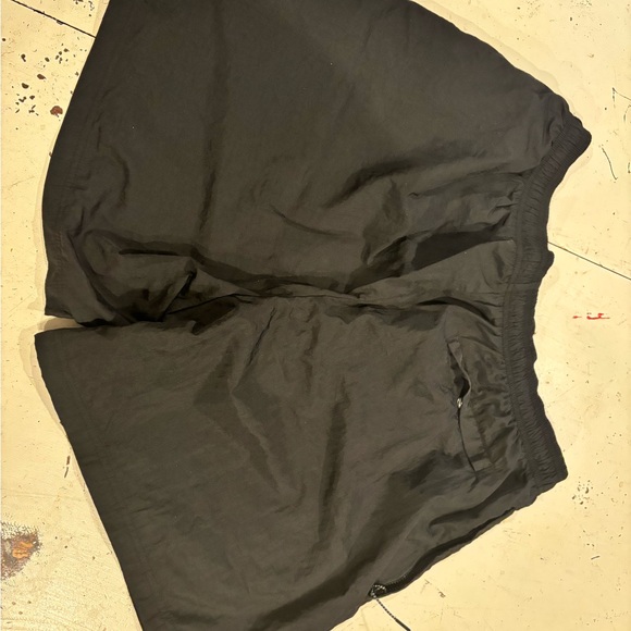 Mens Champion shorts in size XL - Picture 3 of 3